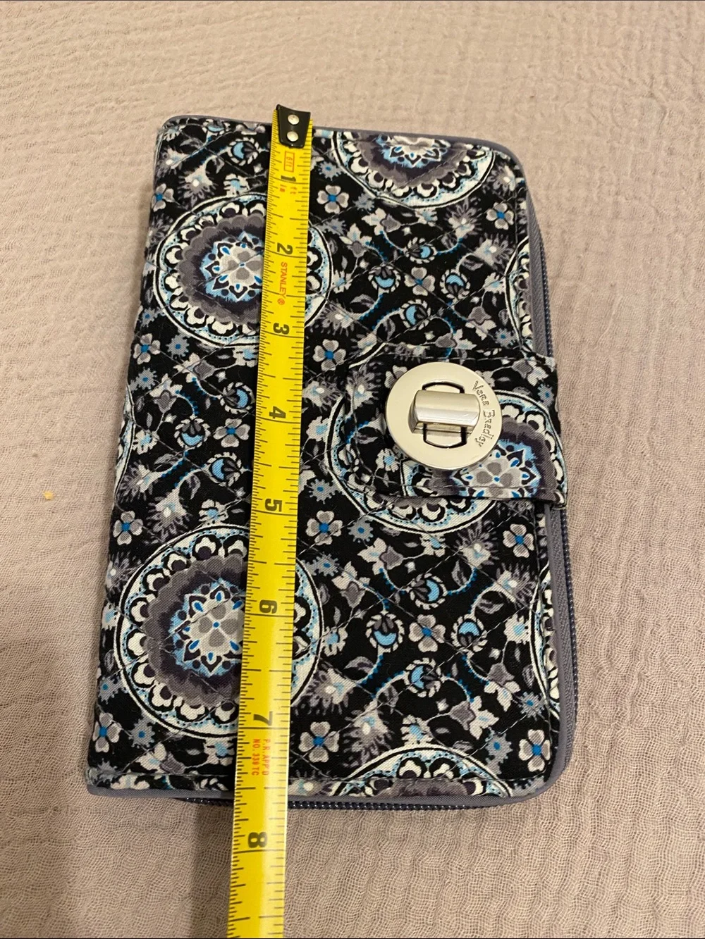 Vera Bradley Quilted Phone Wallet Case in Black, Blue, Gray Medallion Print.